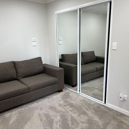 Guest Suite - Cosy Place In The Wattle Downs Όκλαντ Εξωτερικό φωτογραφία